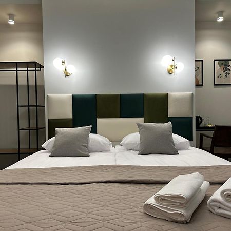 Expo Apartments Познан Екстериор снимка