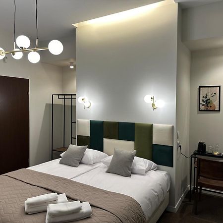 Expo Apartments Познан Екстериор снимка