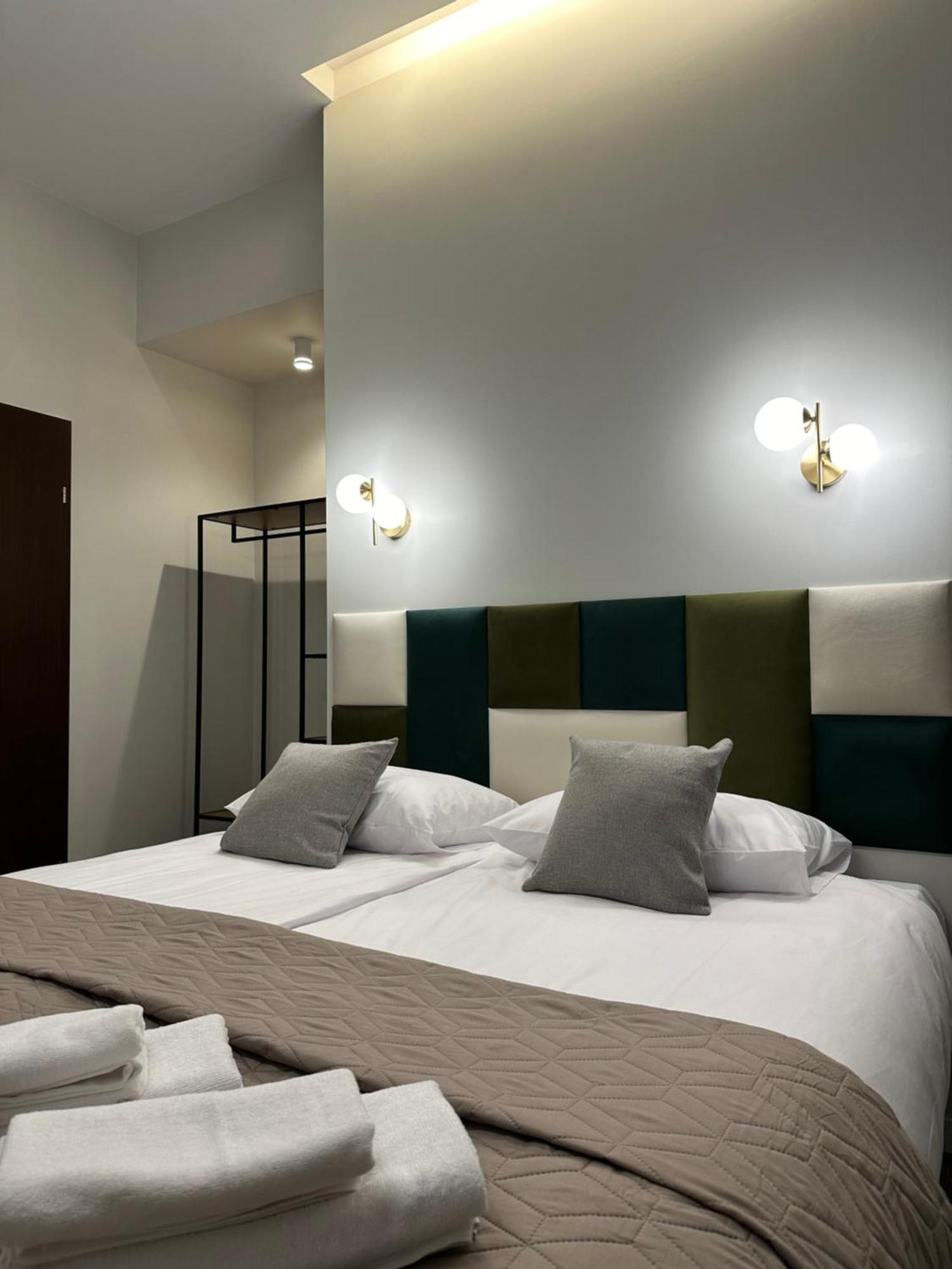 Expo Apartments Познан Екстериор снимка