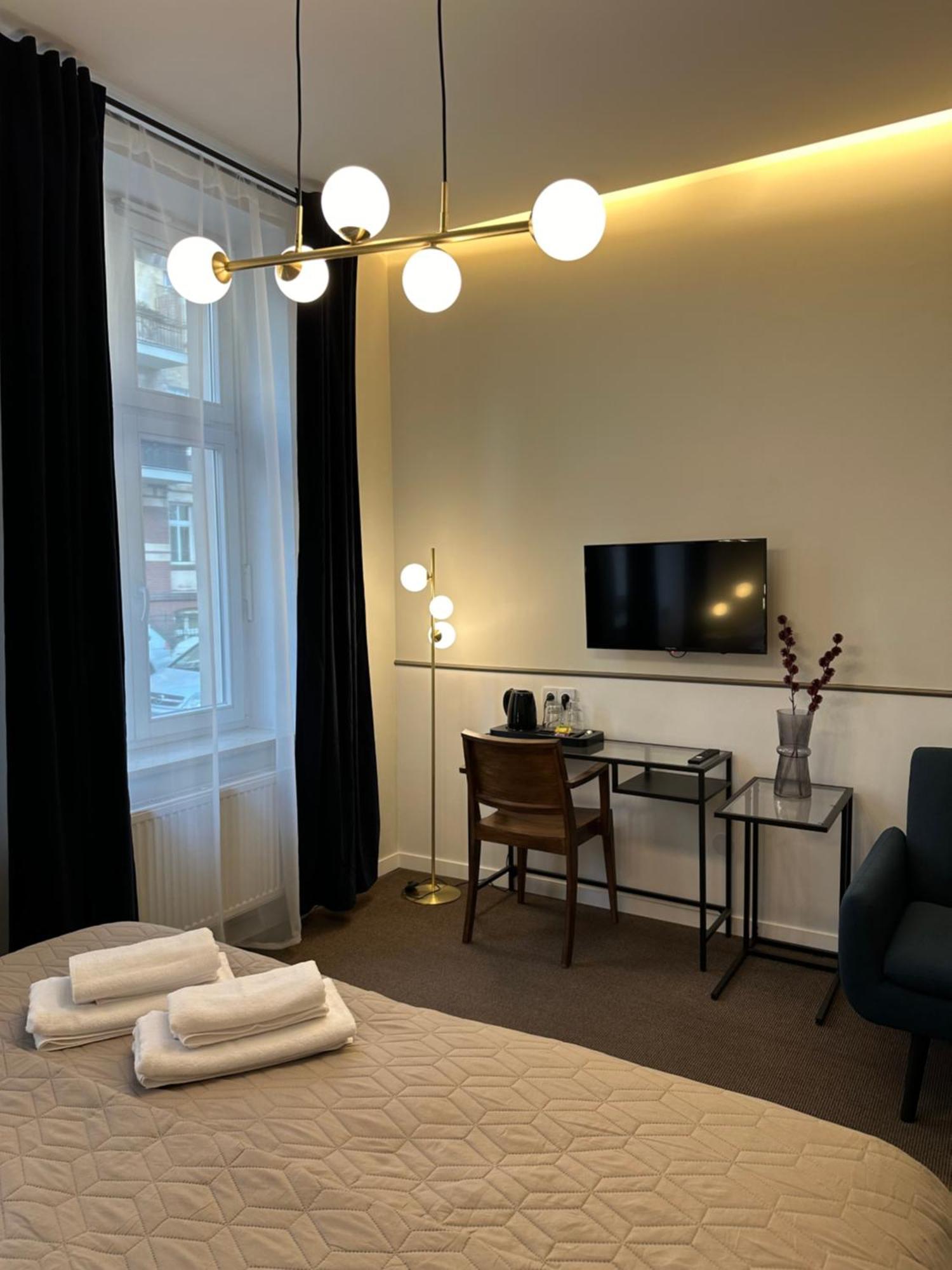 Expo Apartments Познан Екстериор снимка