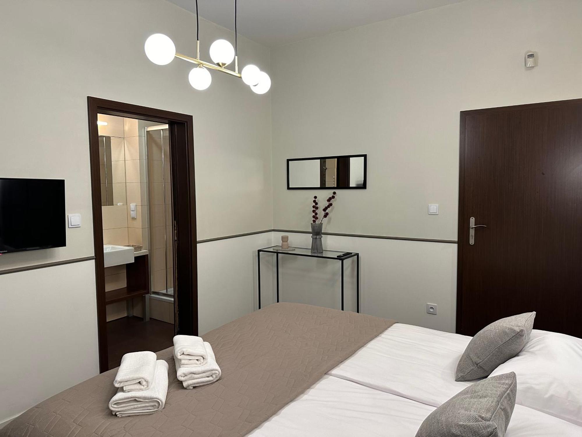 Expo Apartments Познан Екстериор снимка