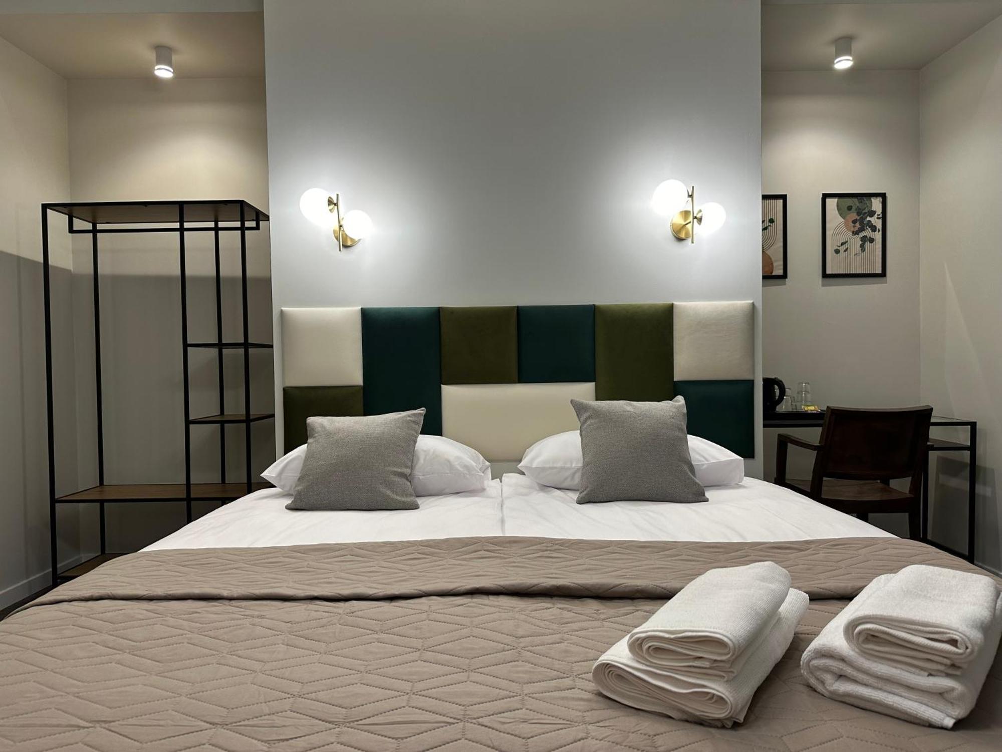 Expo Apartments Познан Екстериор снимка