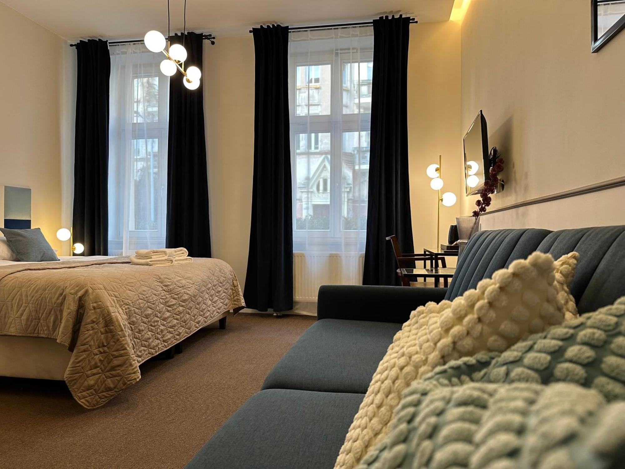Expo Apartments Познан Екстериор снимка