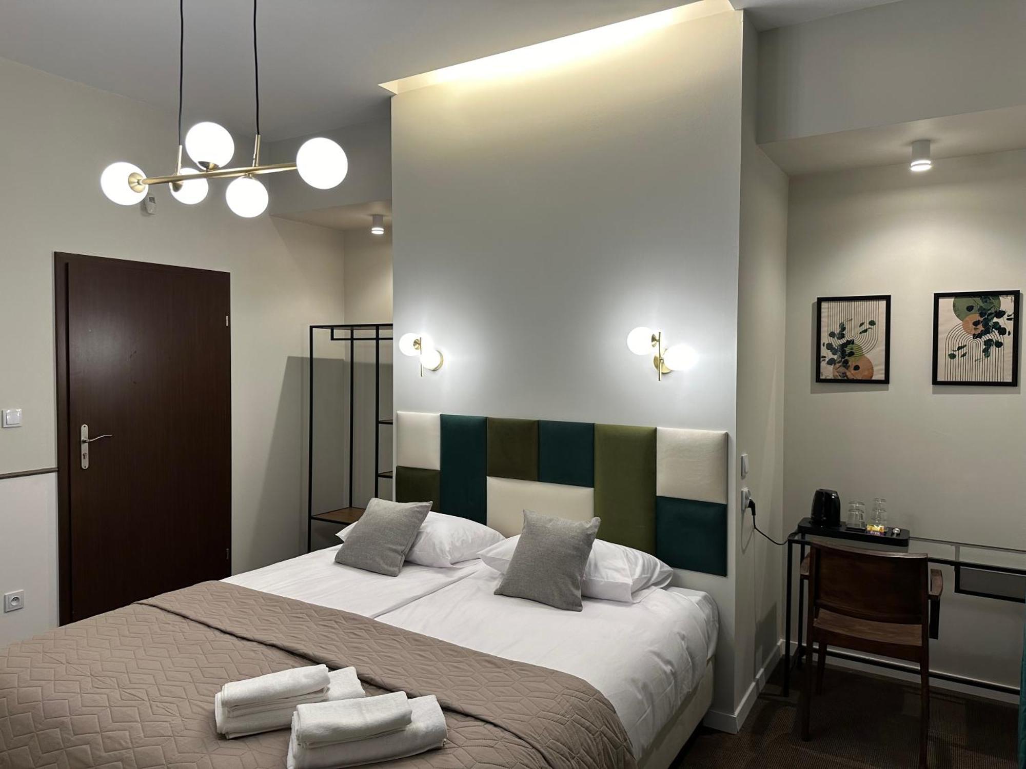 Expo Apartments Познан Екстериор снимка